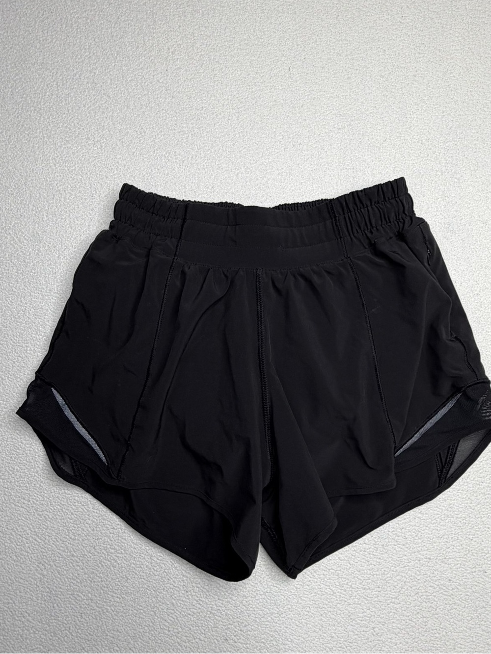 Lululemon Hotty Hot Short II *Long 4"
•Black - Picture 5 of 16